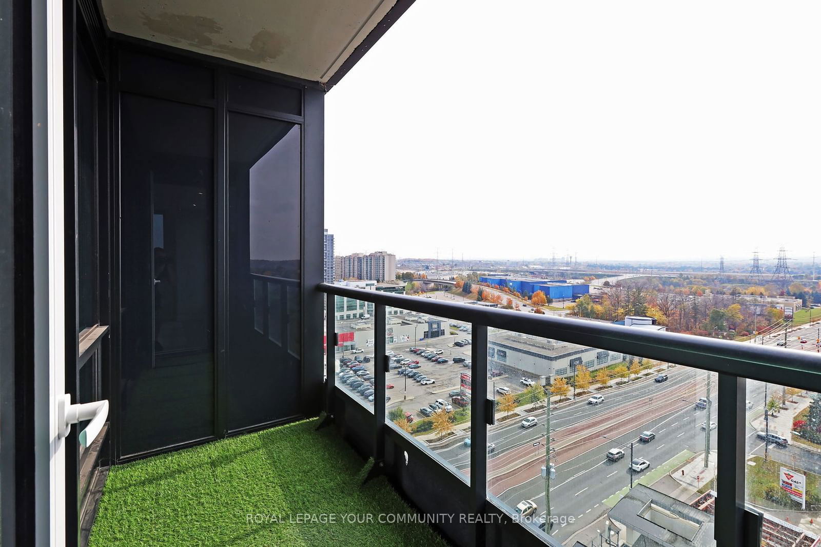 8868 Yonge St, unit 1508 for rent