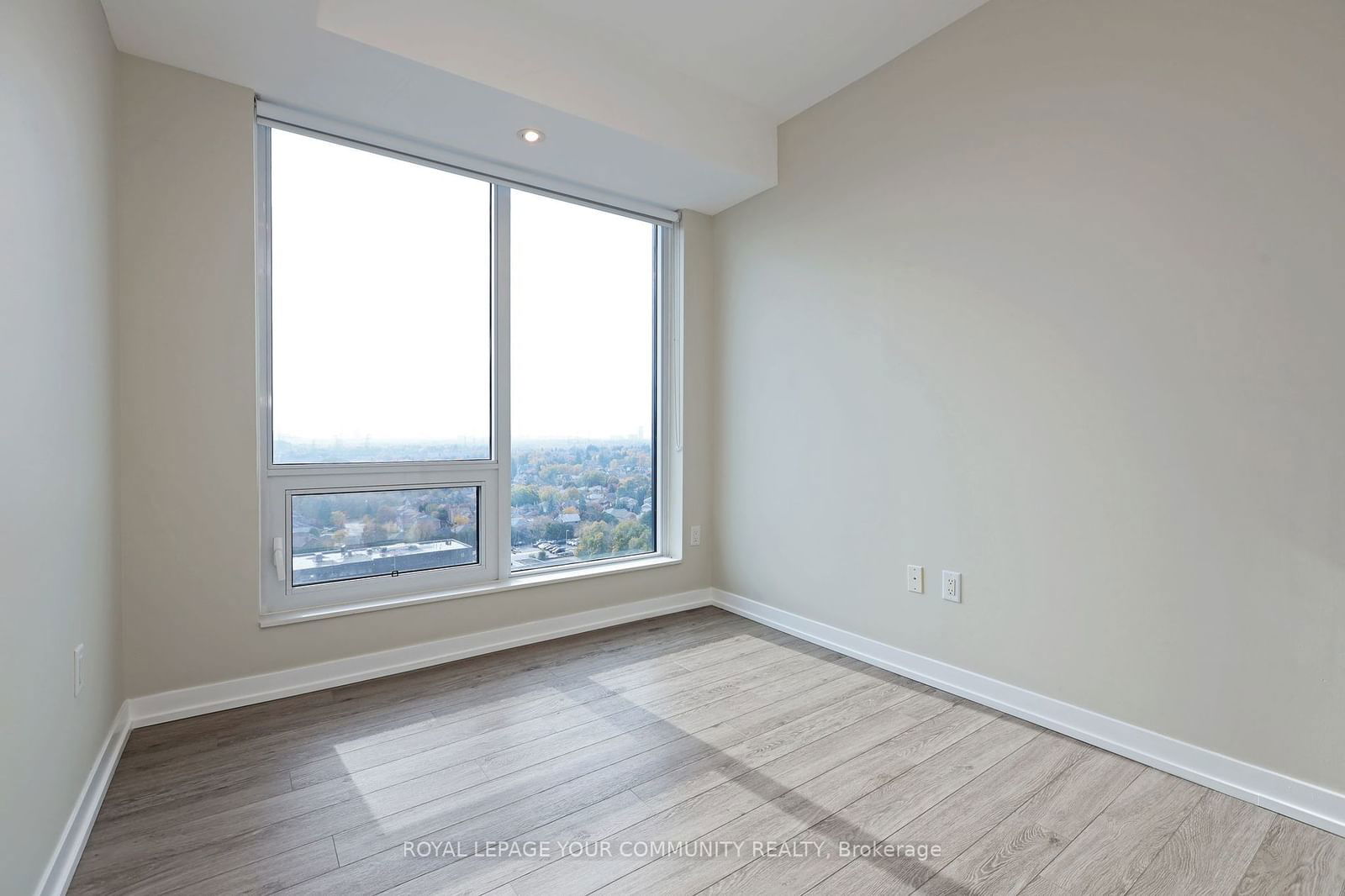 8868 Yonge St, unit 1508 for rent