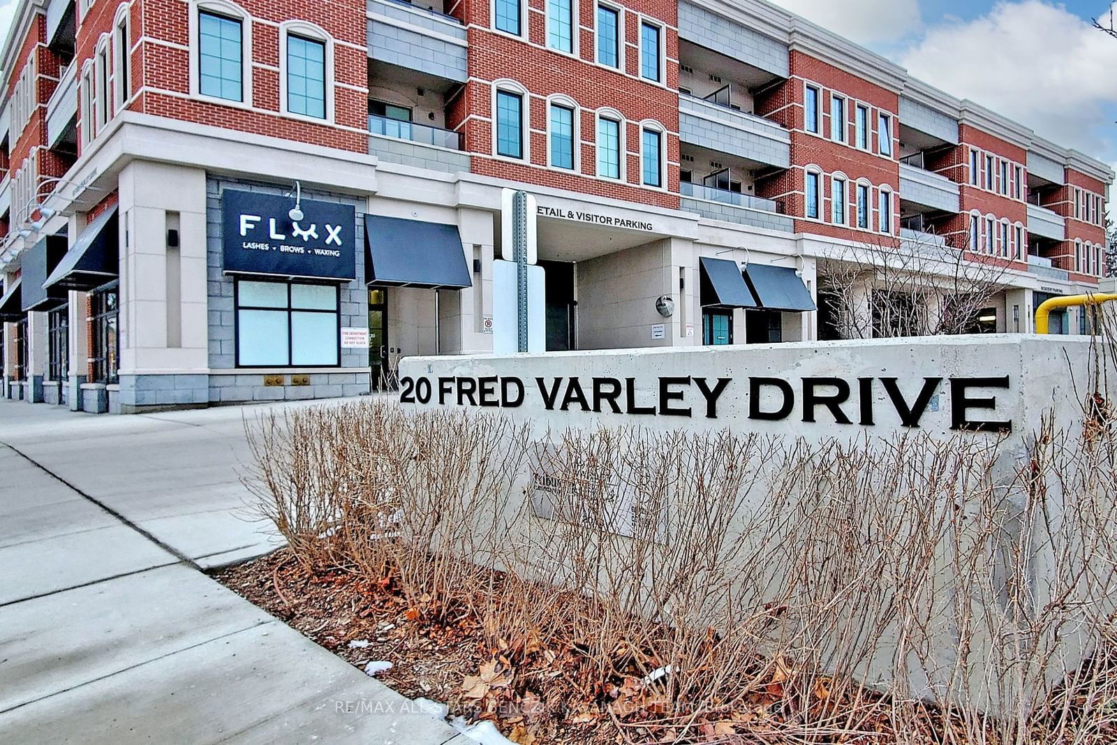 Varley Condominiums, Markham, Toronto