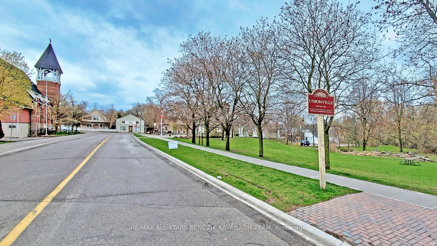 Varley Condominiums, Markham, Toronto