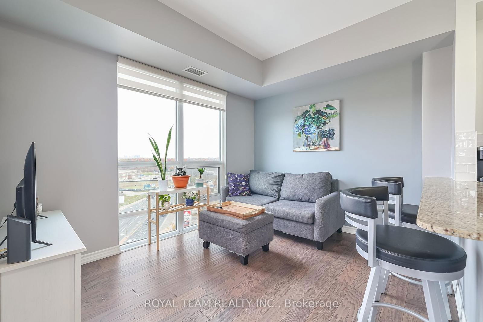 7730 Kipling Ave, unit 905 for sale