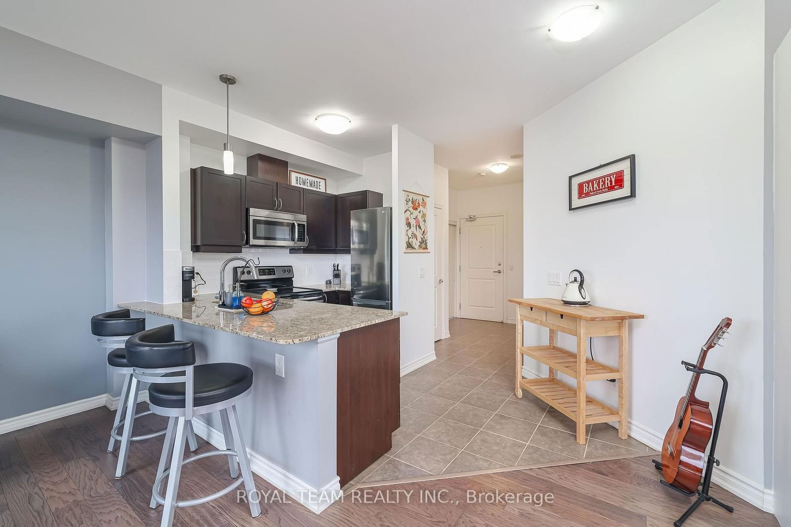 7730 Kipling Ave, unit 905 for sale