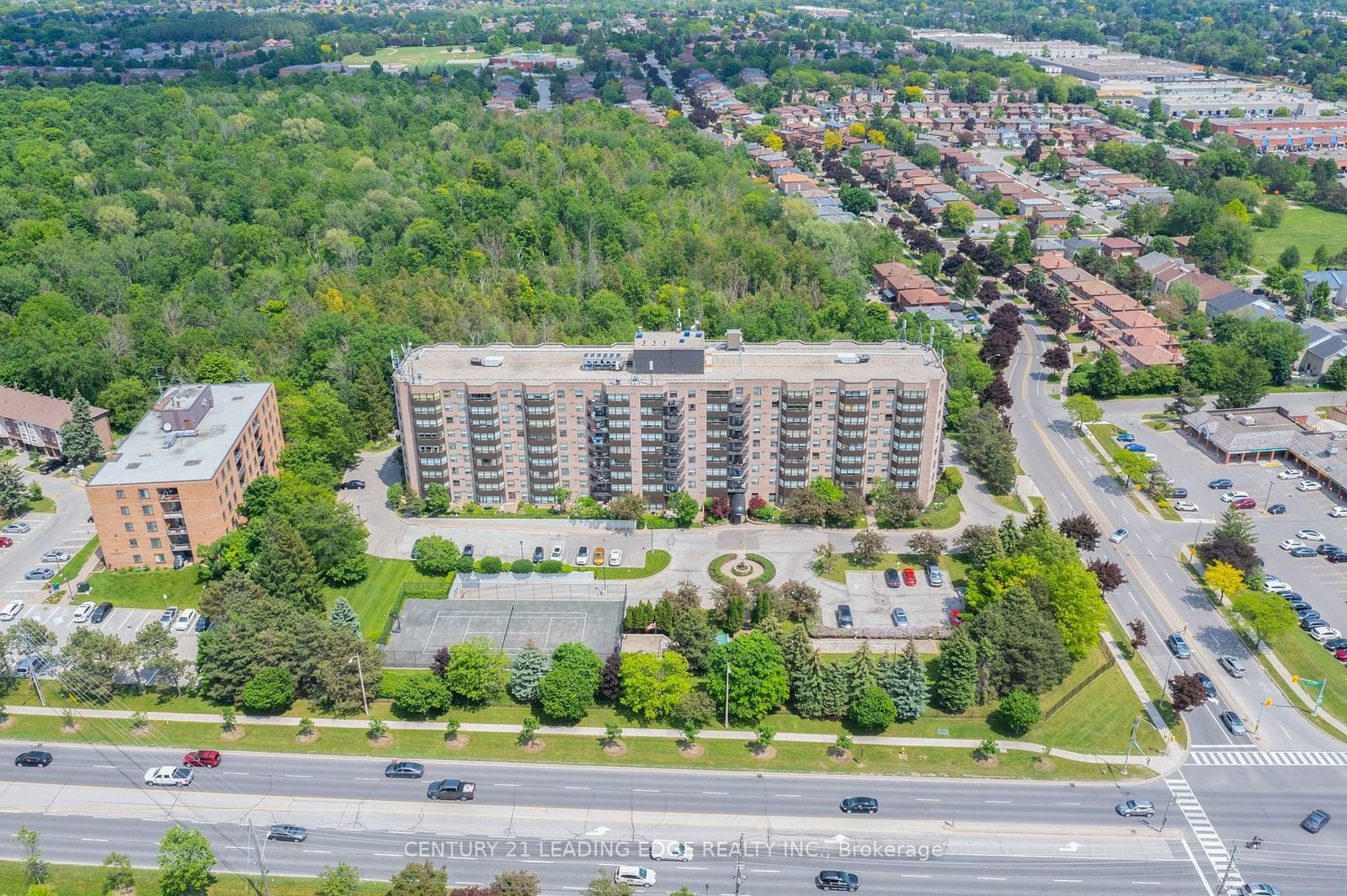 Hampton Green Condos, Markham, Toronto