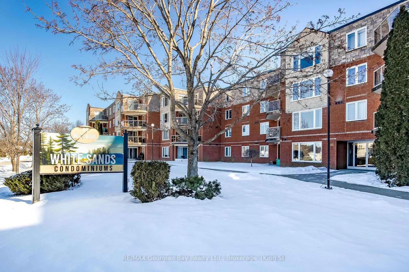 White Sands Condos, Penetanguishene, Toronto