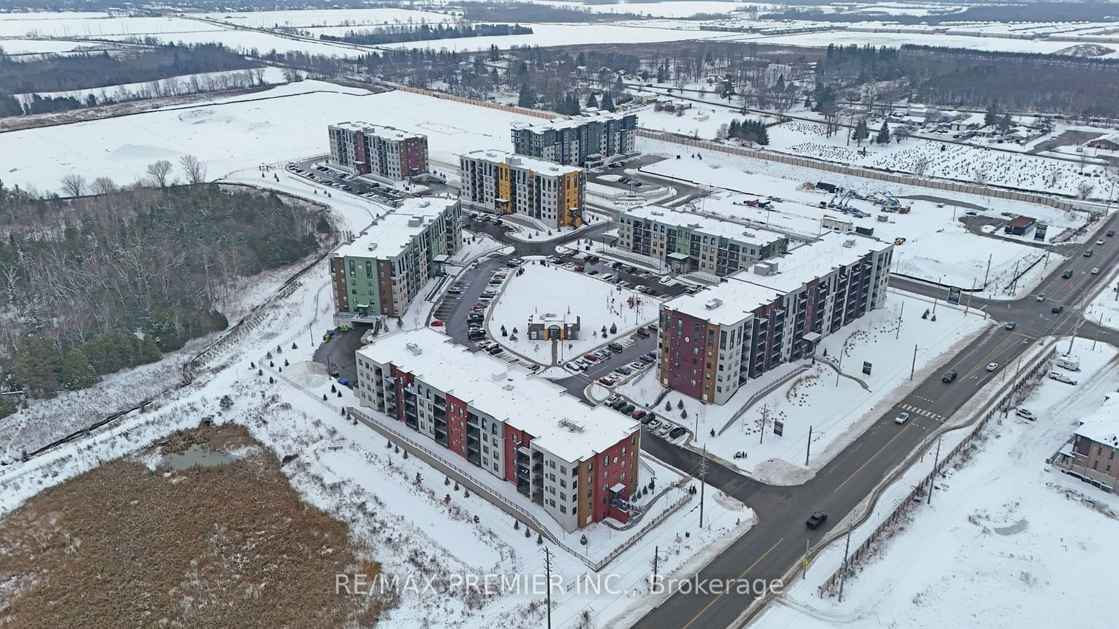 Bistro 6 Condos Sumac, Barrie, Toronto