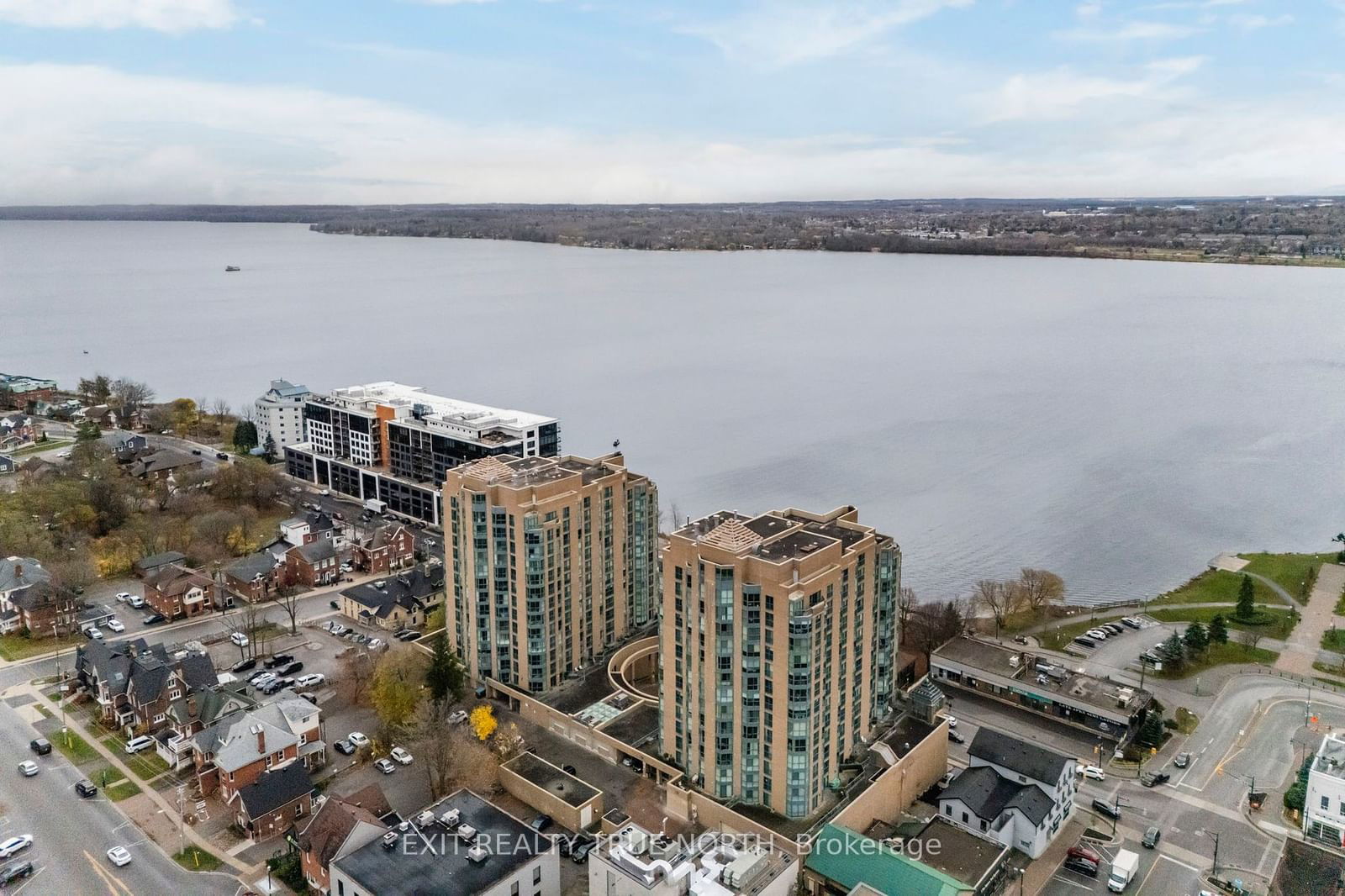 Bayshore Landing II, Barrie, Toronto