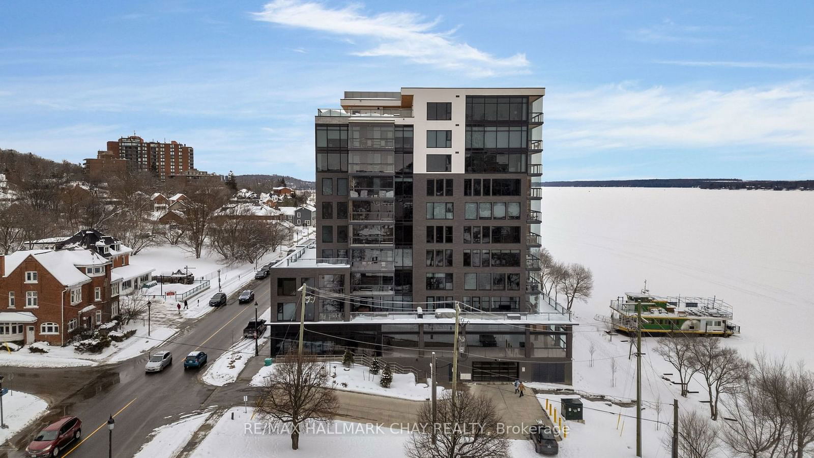 185 Dunlop St E, unit 810 for sale