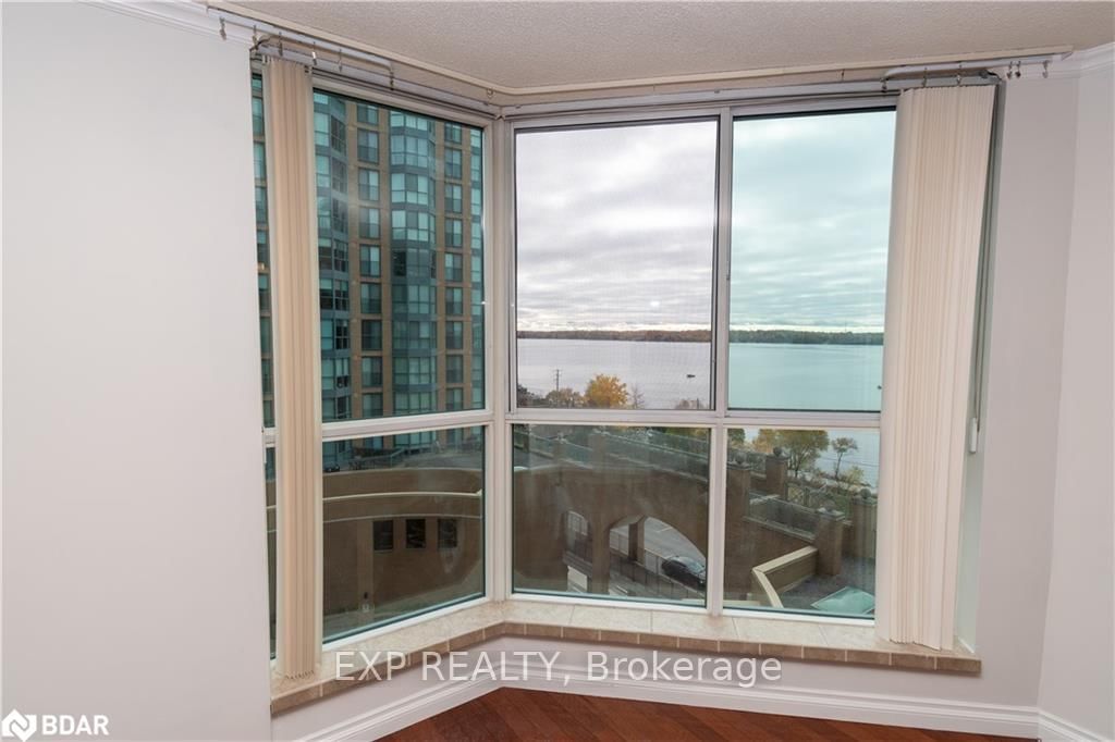 140 Dunlop St E, unit 609 for sale