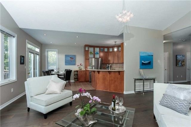 18 Waterpond Pl for sale  - image #7