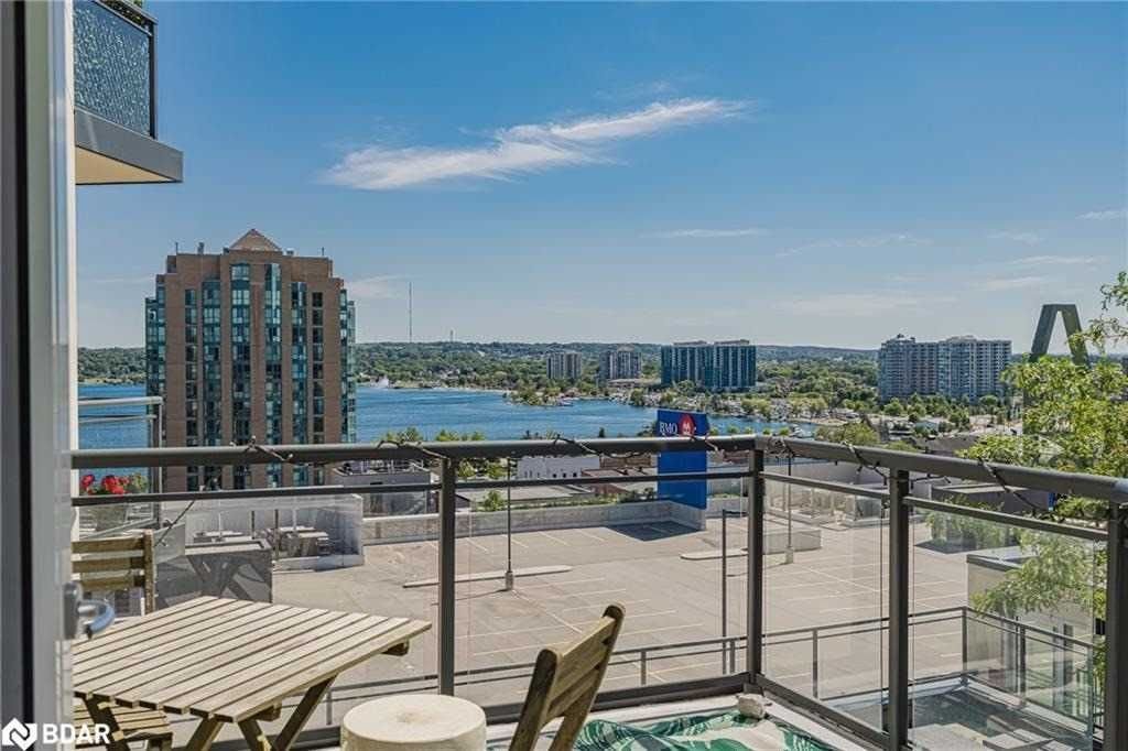 111 Worsley St, unit 412 for sale - image #1