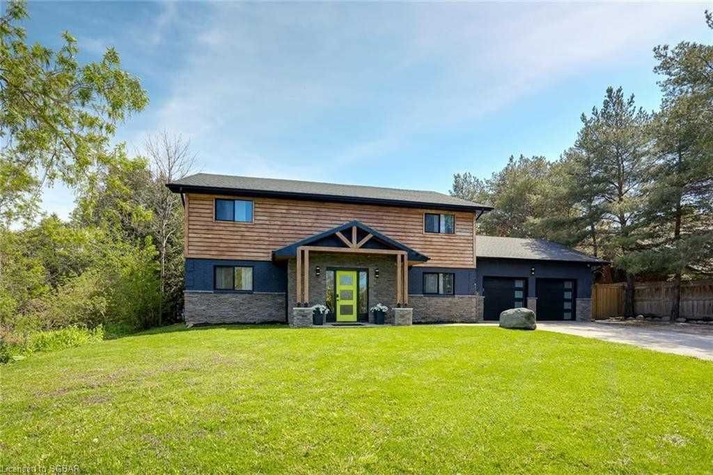734 Mountain Rd for sale in Collingwood - image #1