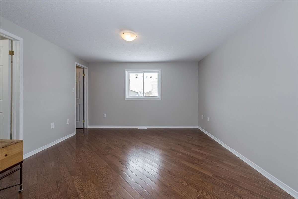 16 Majesty Blvd for sale in Innis Shore - image #3