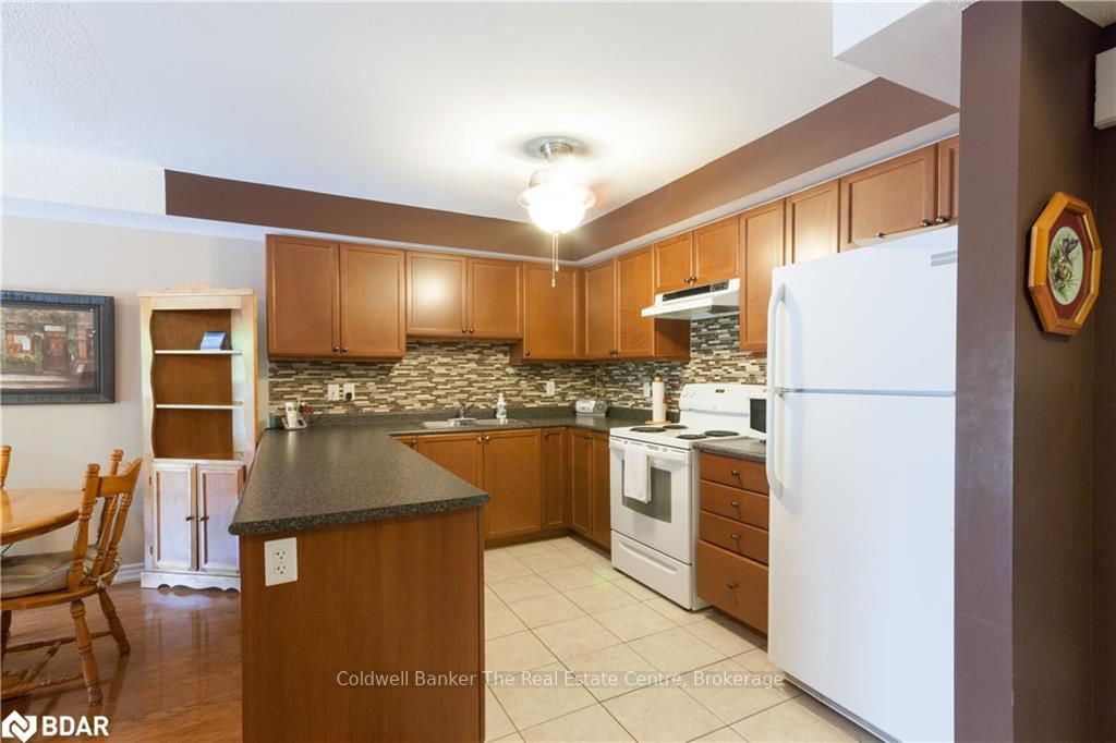 39 Coulter St, unit 14 for sale in Sunnidale - image #4