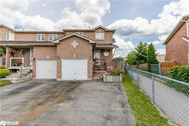 47 Lee Cres for sale 