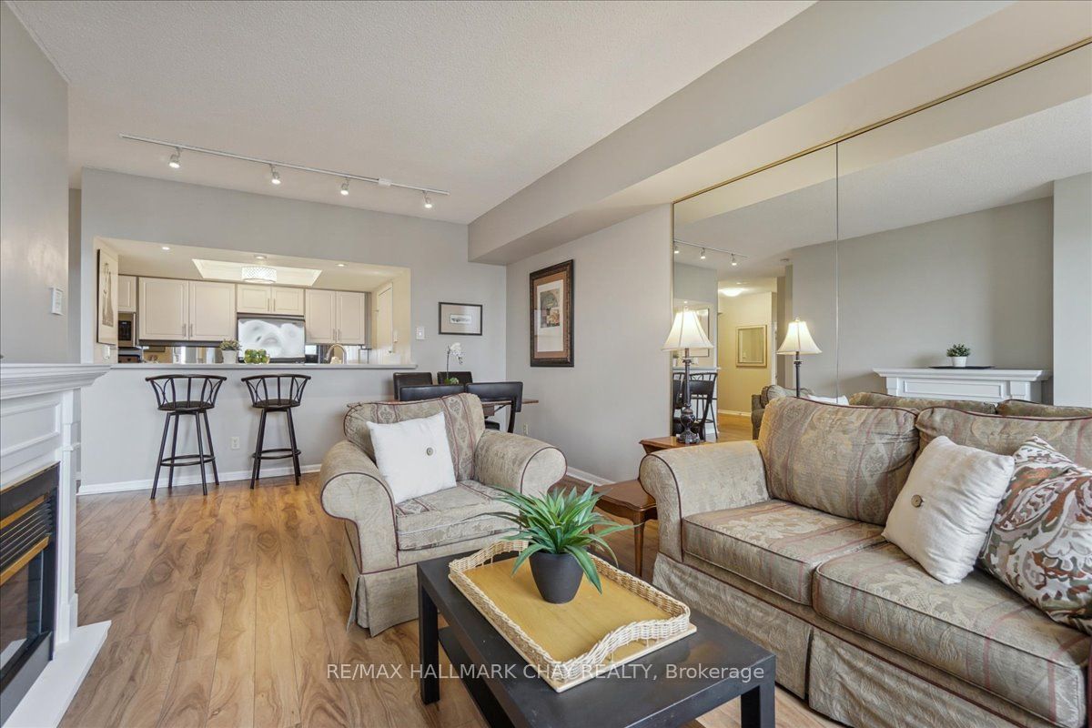 75 Ellen St, unit 1703 for sale - image #23