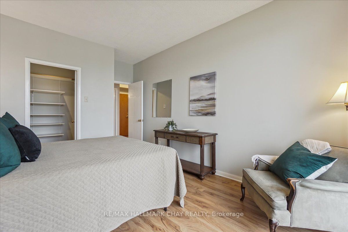 75 Ellen St, unit 1703 for sale - image #26