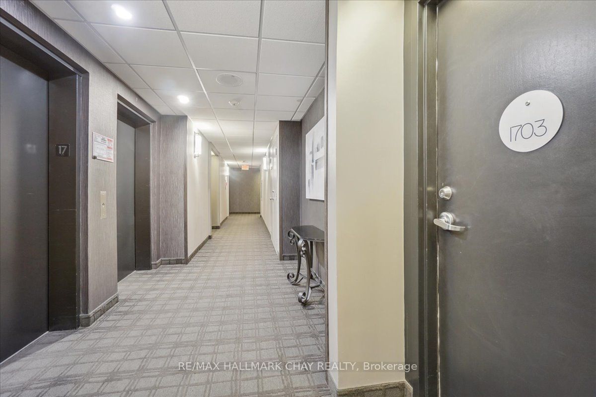 75 Ellen St, unit 1703 for sale - image #7