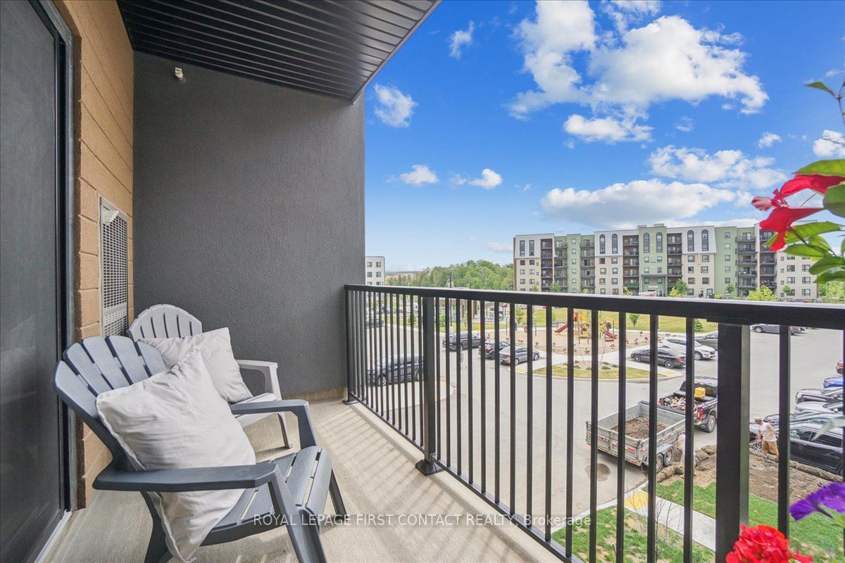 4 Spice Way, unit 213 for sale - image #26