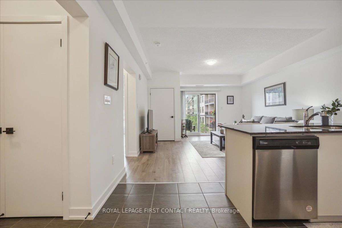 4 Spice Way, unit 213 for sale - image #4