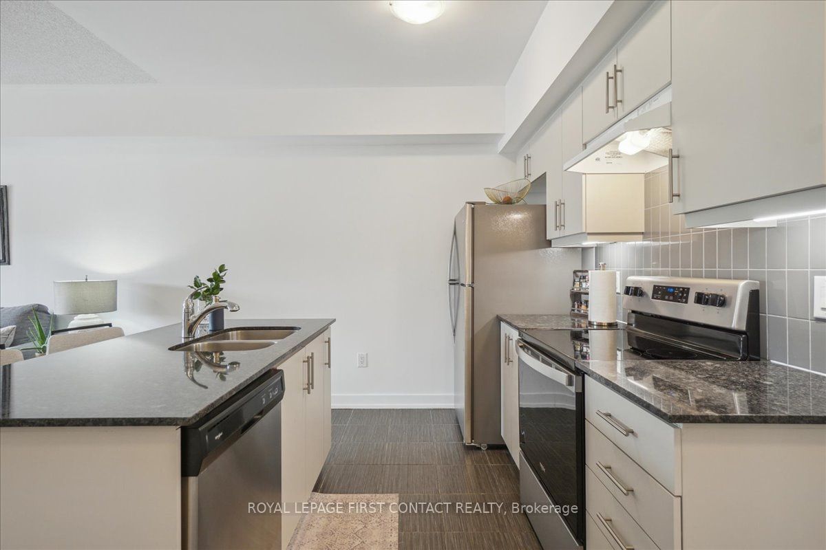 4 Spice Way, unit 213 for sale - image #5