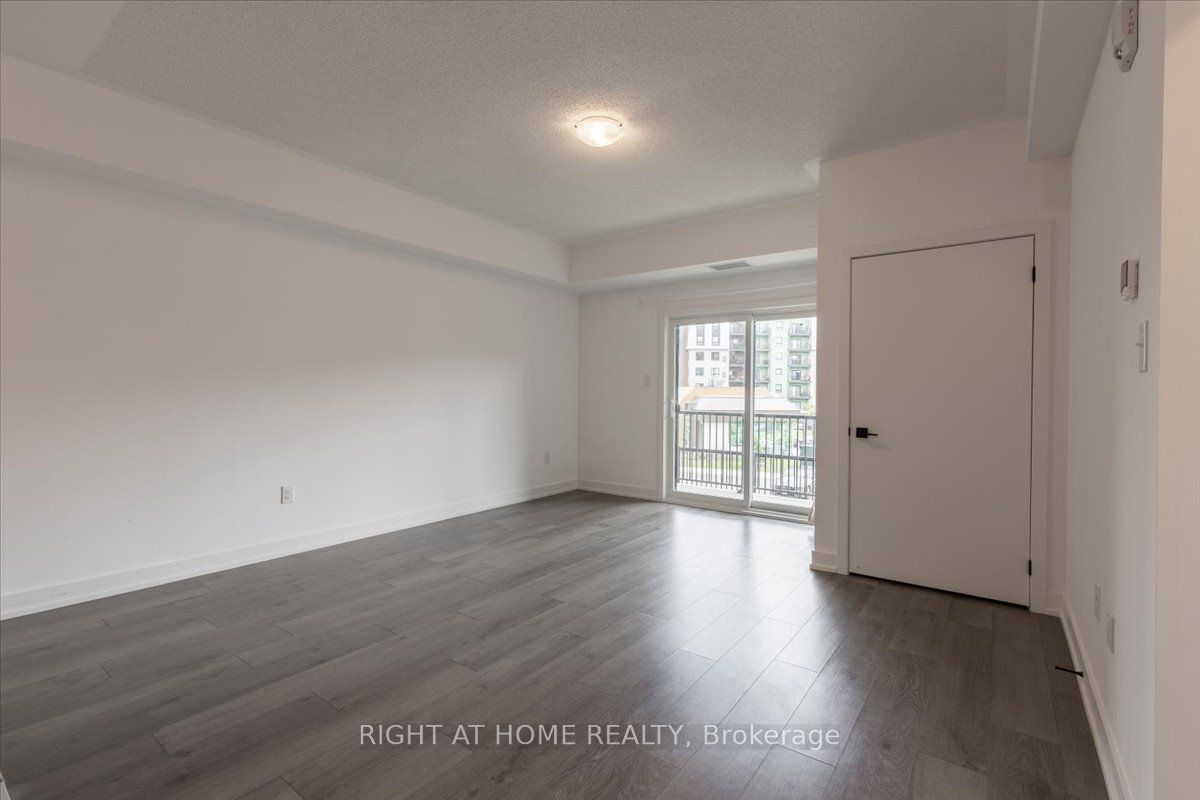 4 Spice Way, unit 105 for sale - image #11