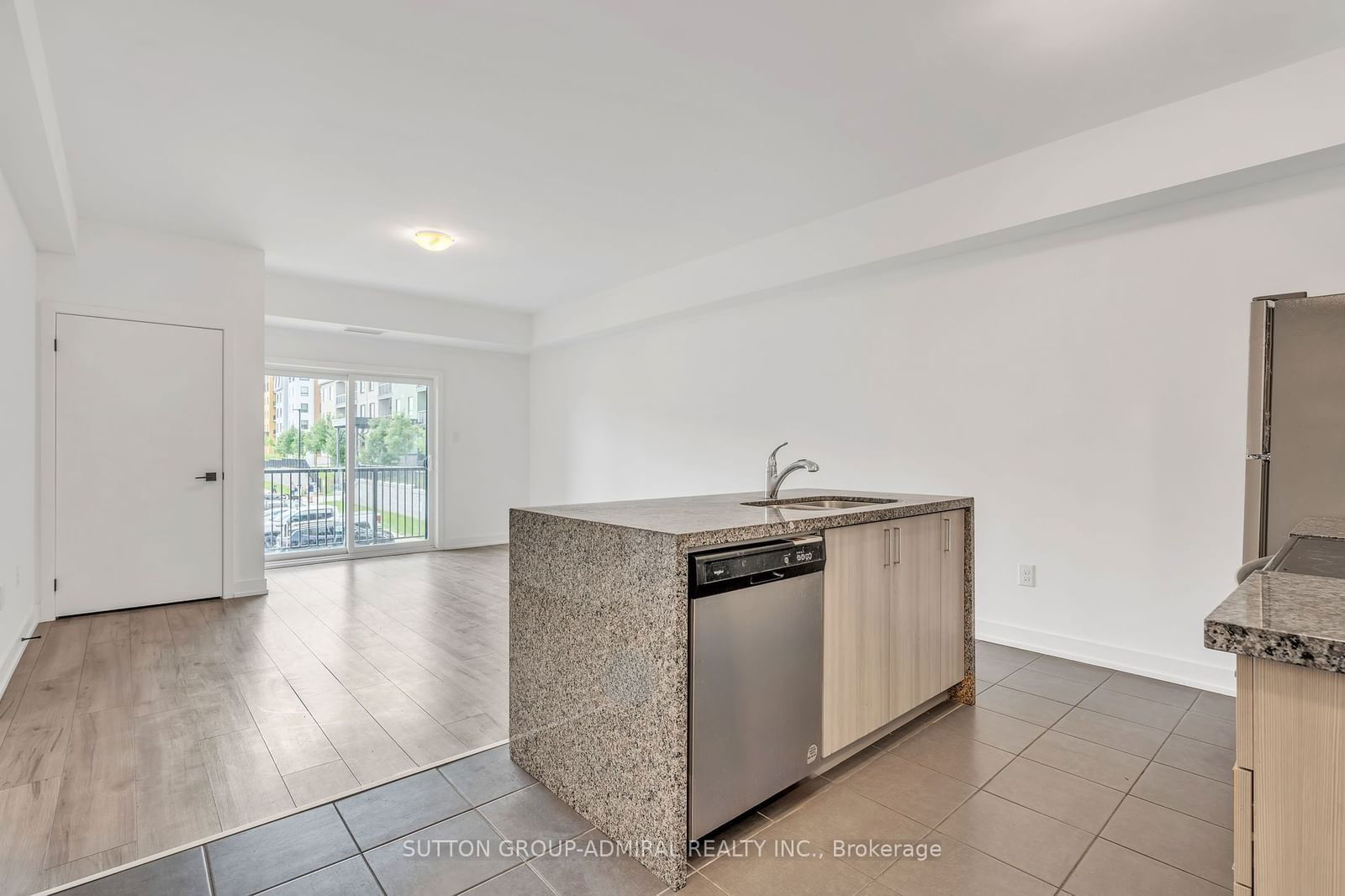 4 Spice Way, unit 111 for sale - image #10