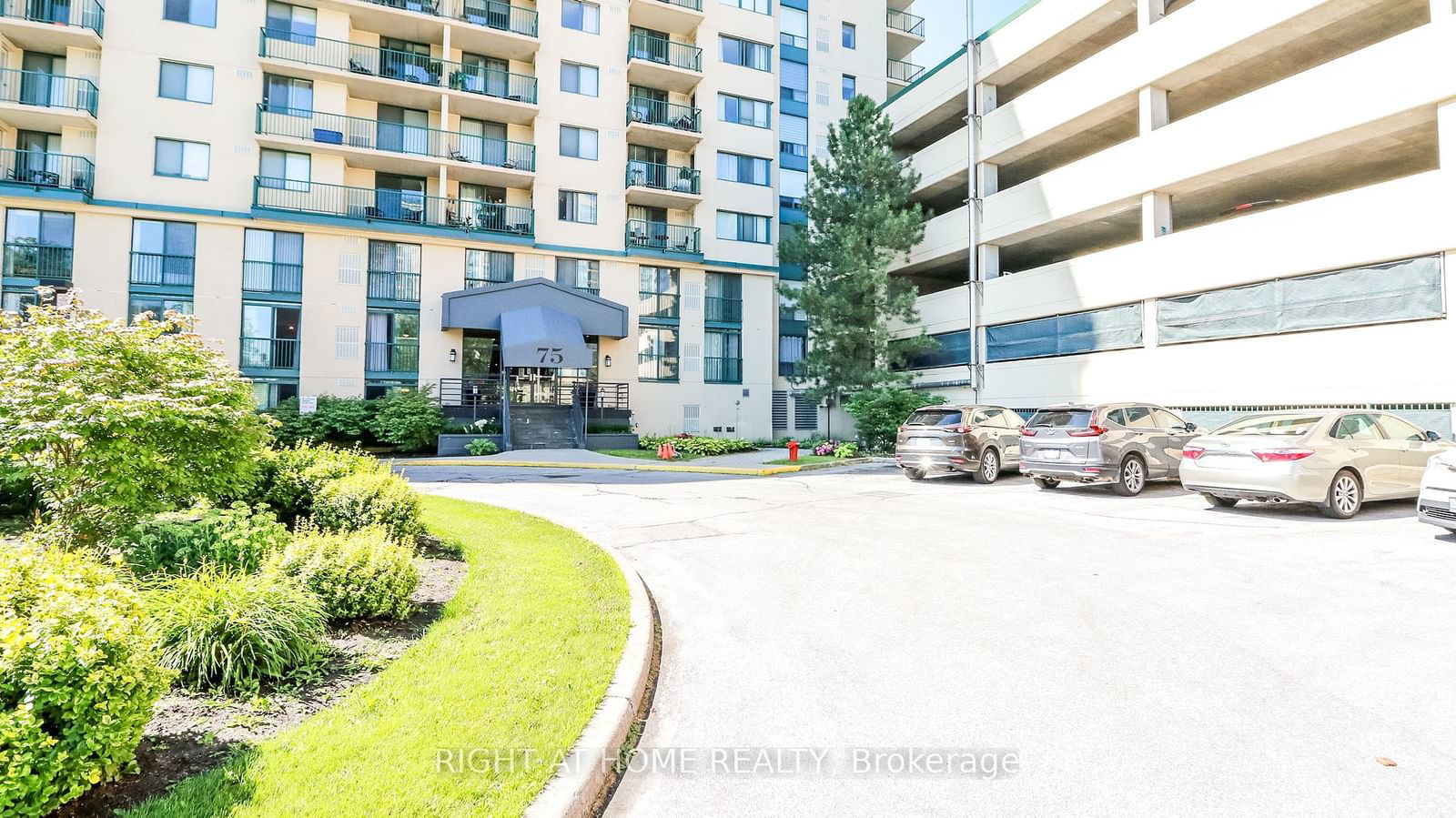 75 Ellen St, unit 1603 for sale