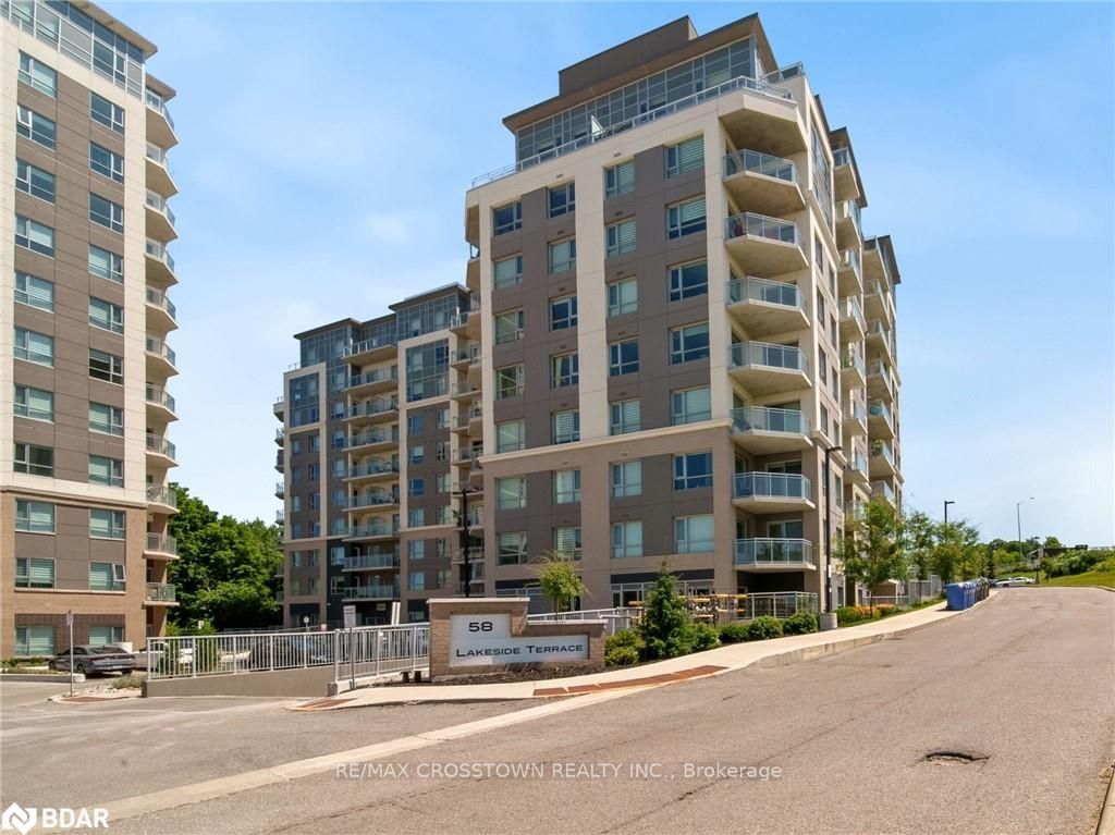 58 Lakeside Terr, unit 702 for sale