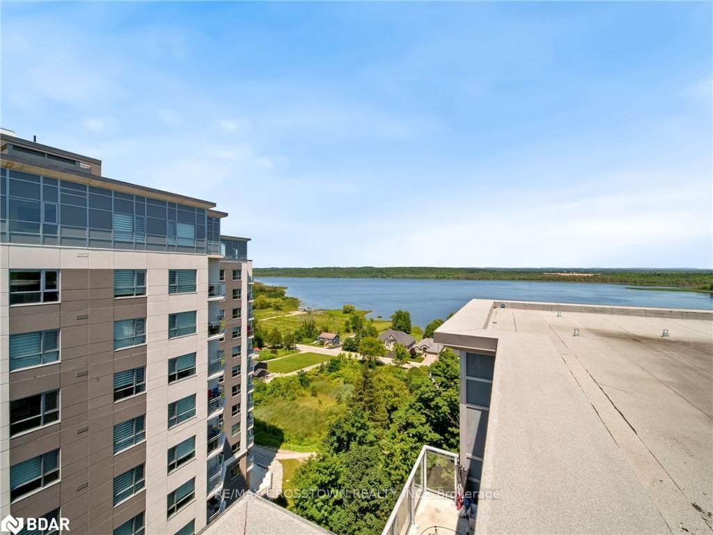 58 Lakeside Terr, unit 702 for sale