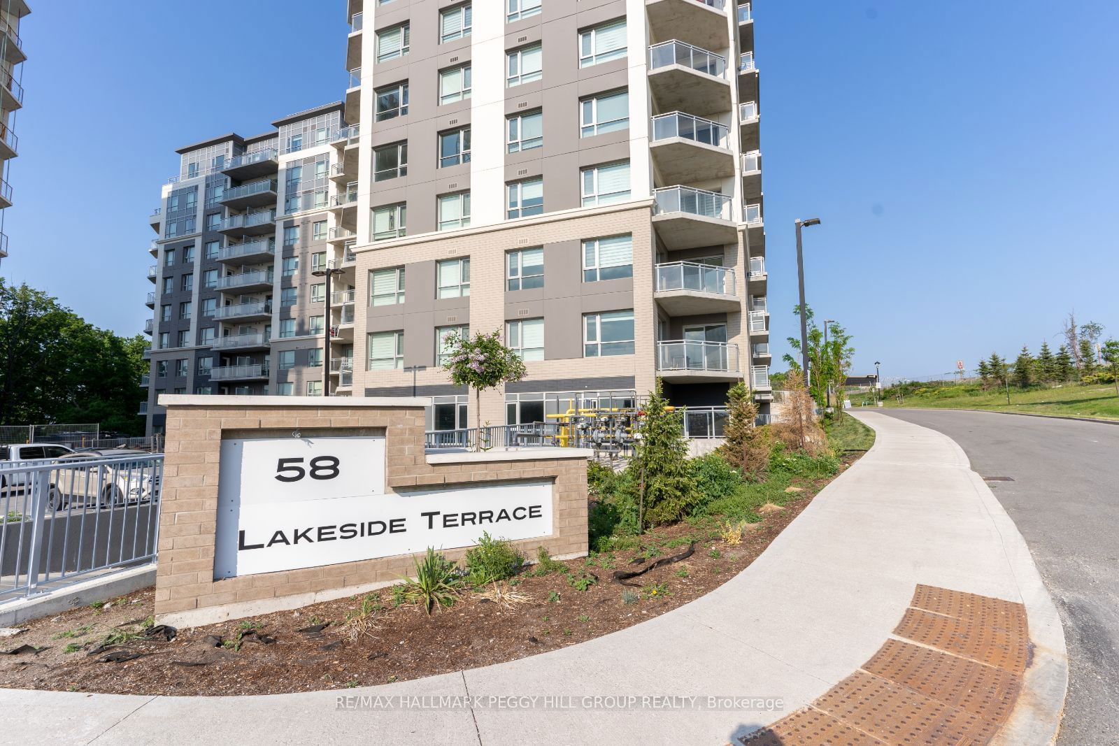 58 LAKESIDE Terr, unit 306 for sale