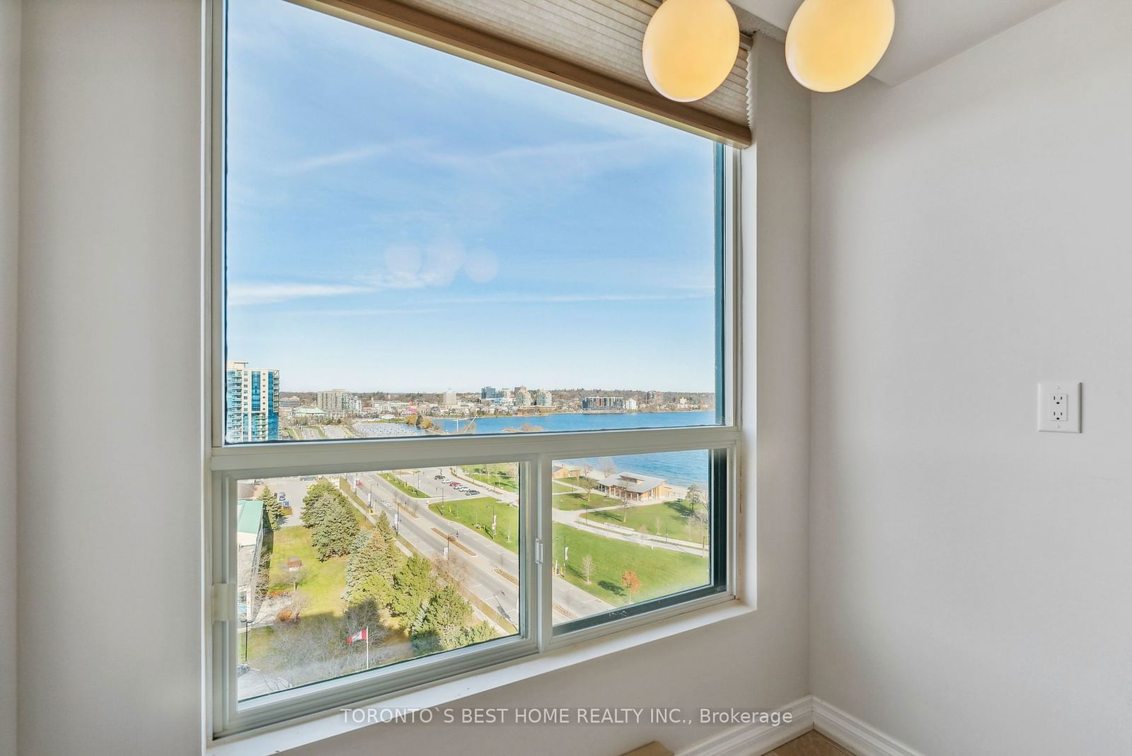 75 Ellen St, unit 1509 for sale