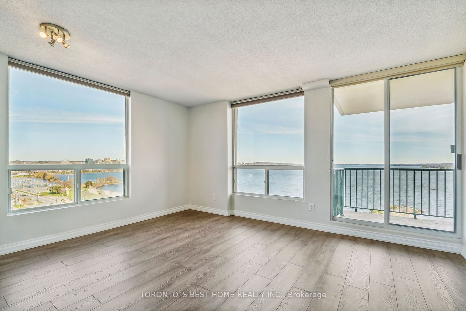 75 Ellen St, unit 1509 for sale - image #18