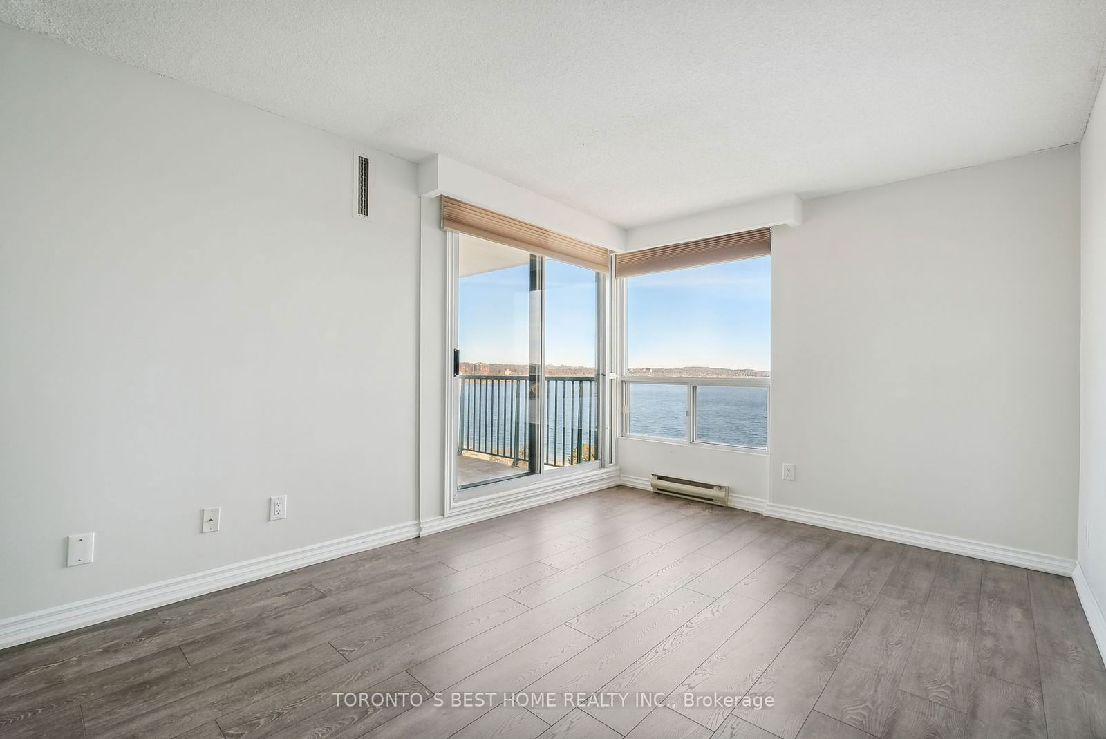 75 Ellen St, unit 1509 for sale - image #21