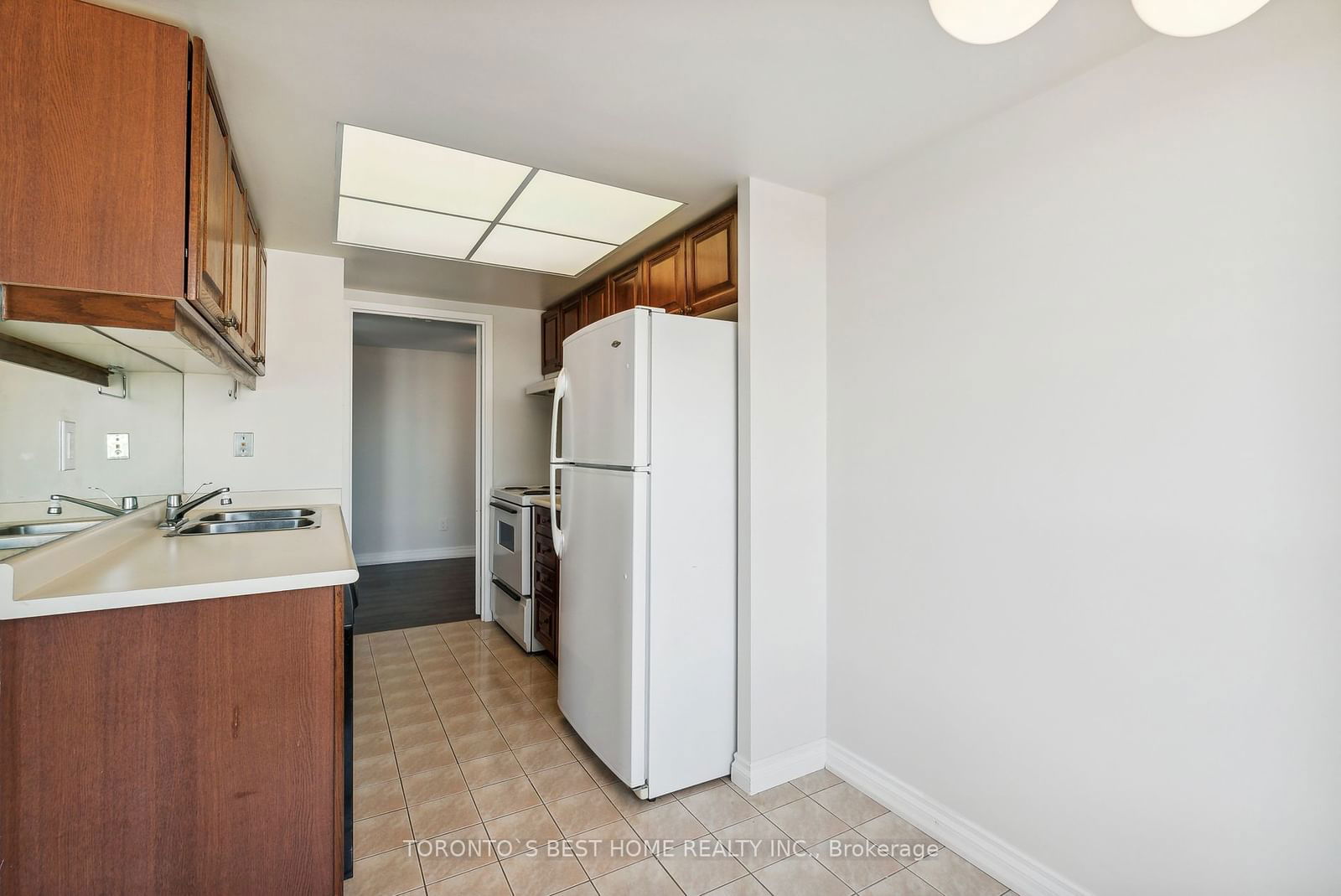 75 Ellen St, unit 1509 for sale - image #8