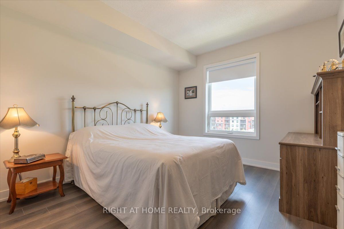 6 SPICE Way, unit 303 for sale - image #17