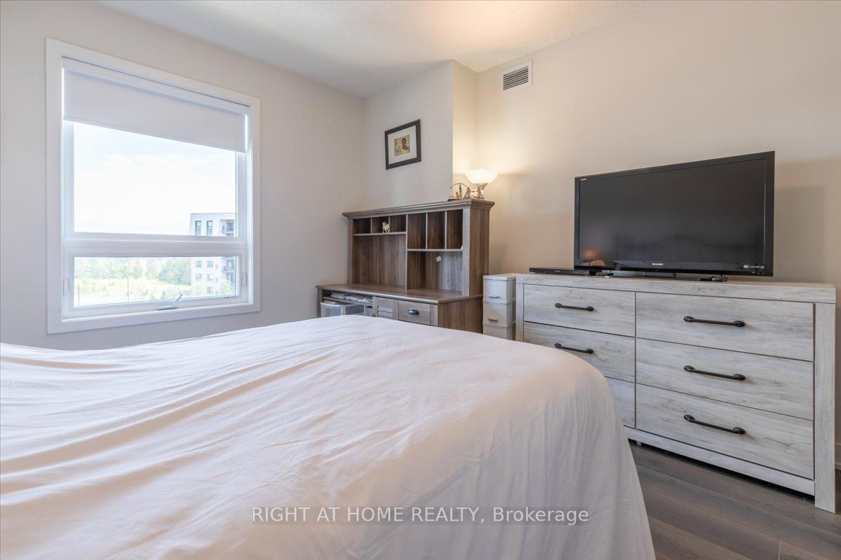 6 SPICE Way, unit 303 for sale - image #21