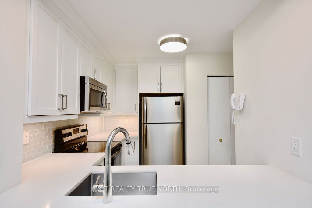 140 Dunlop St E, unit 1208 for sale - image #8