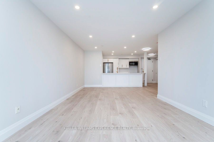 75 Ellen St, unit 608 for sale - image #18