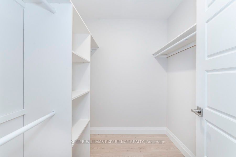 75 Ellen St, unit 608 for sale - image #26