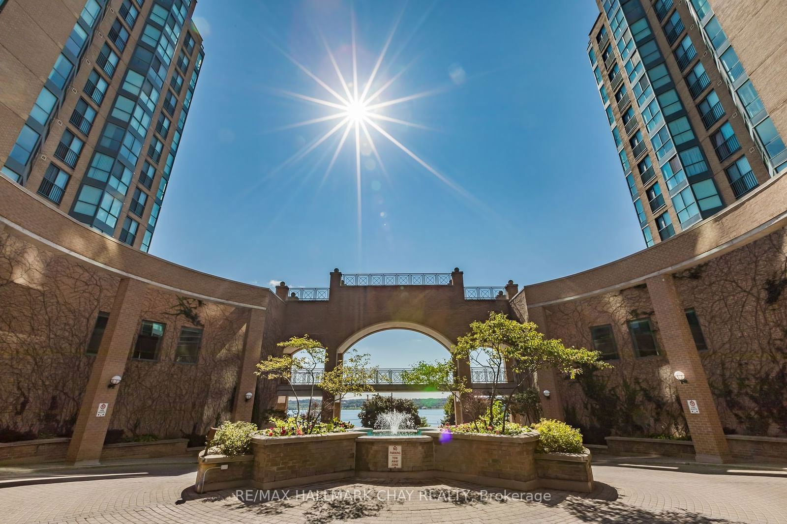 Bayshore Landing II, Barrie, Toronto