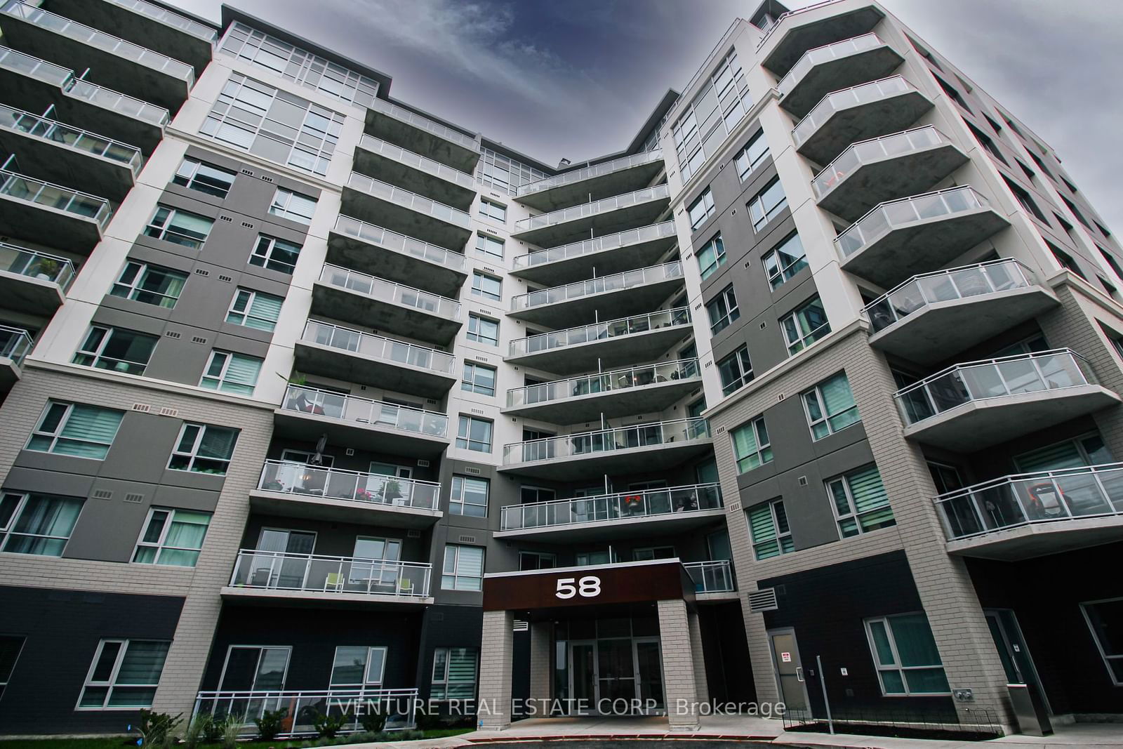 58 Lakeside Terr, unit 308 for sale