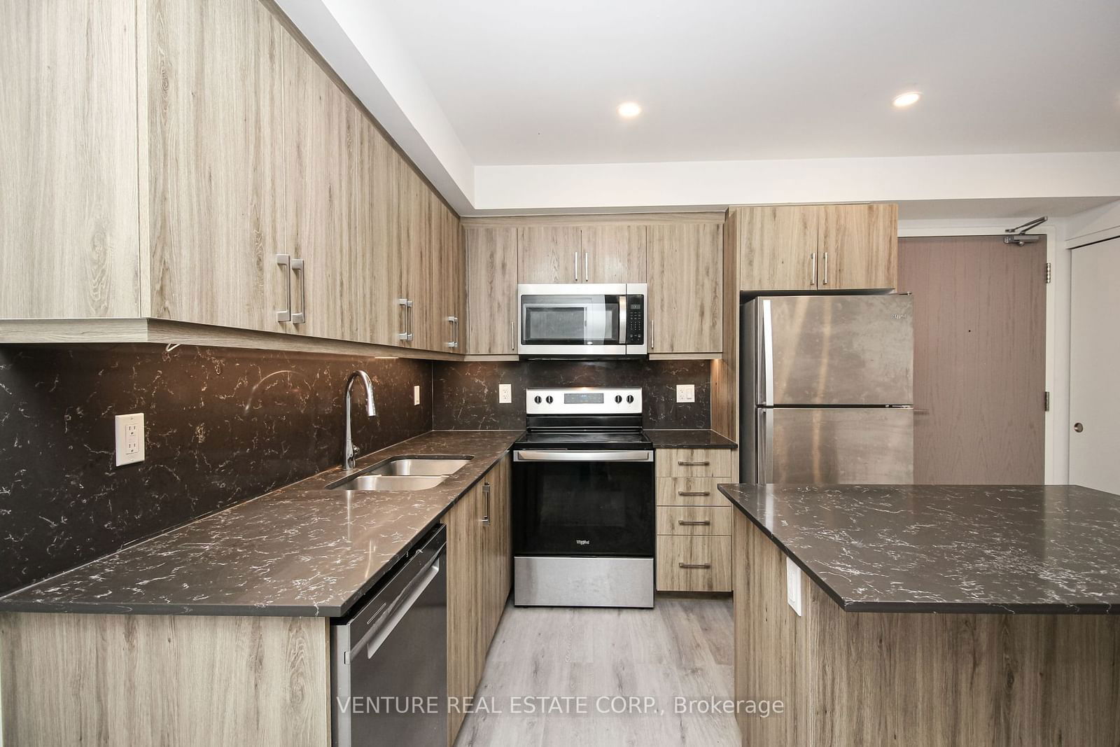 58 Lakeside Terr, unit 308 for sale