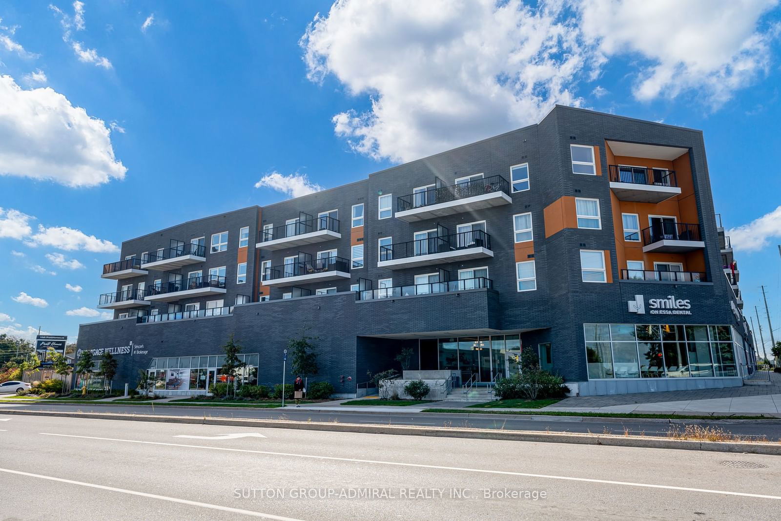 430 Essa Condos, Barrie, Toronto