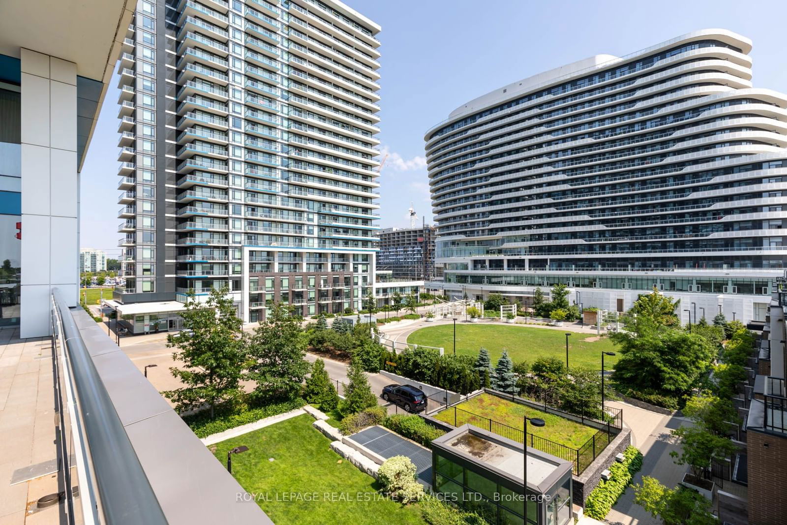 The West Tower Condos, Mississauga, Toronto