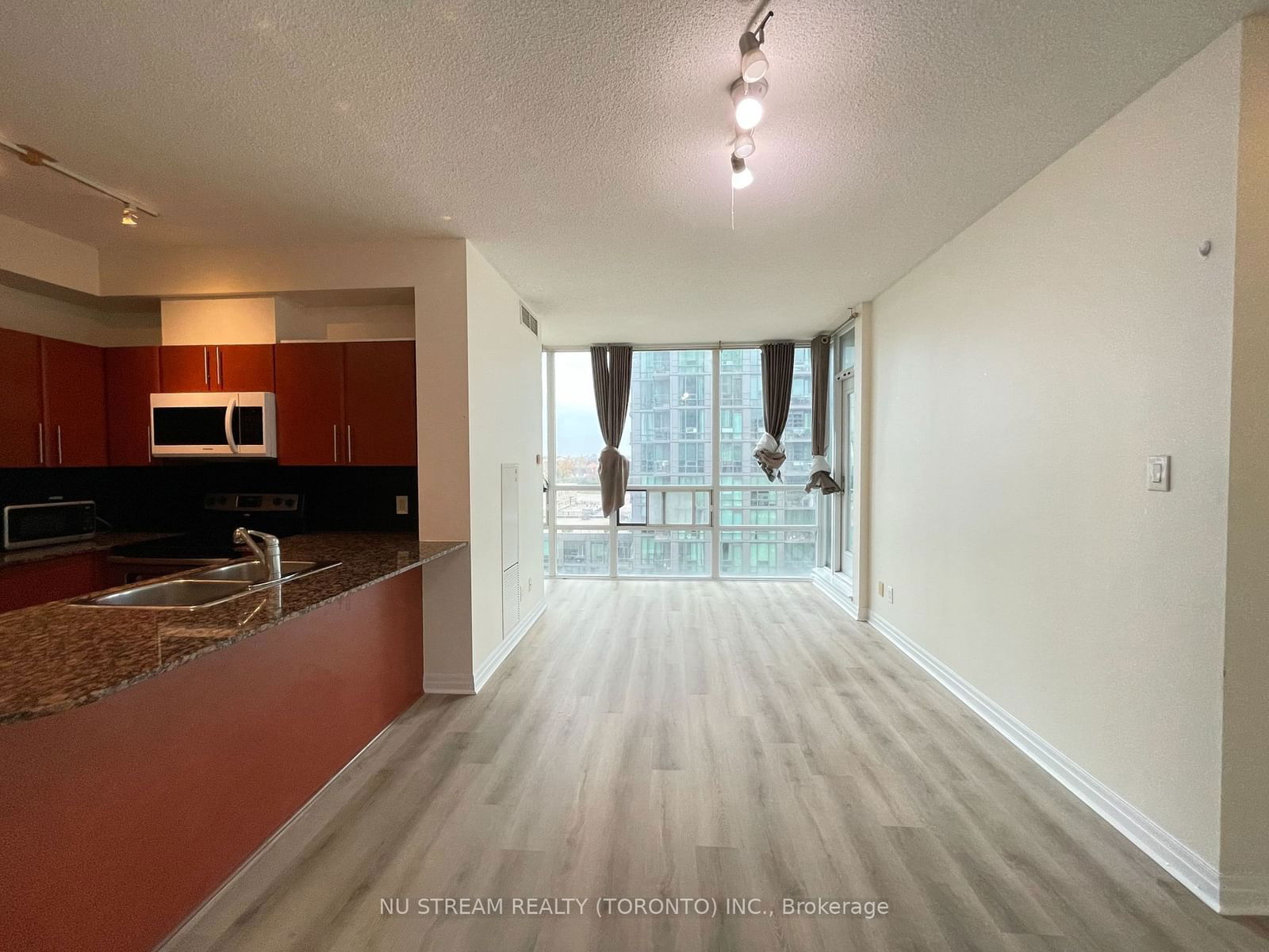 3515 Kariya Dr, unit #909 for rent