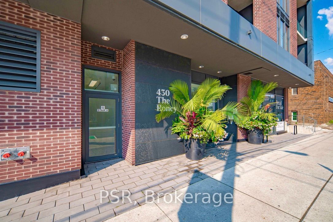 430 Roncesvalles Ave, unit 105 for sale