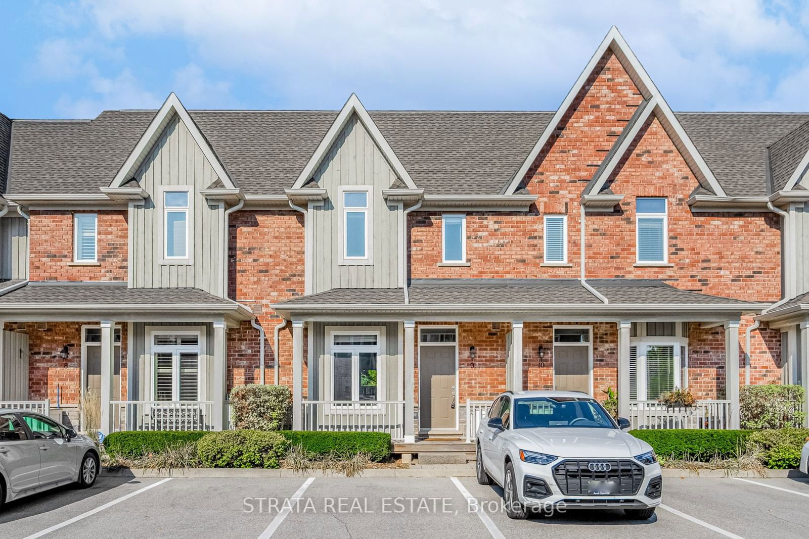 The Abbeys At Millcroft Townhomes, Burlington, Toronto