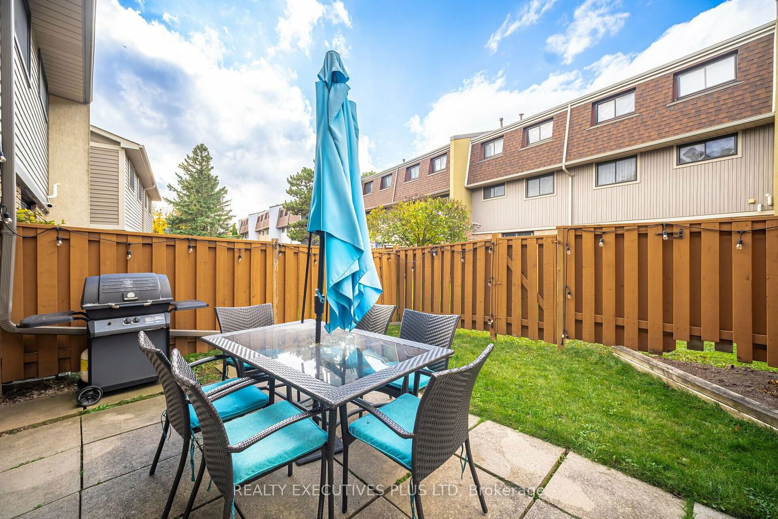 Ashton Crescent Townhomes, Brampton, Toronto