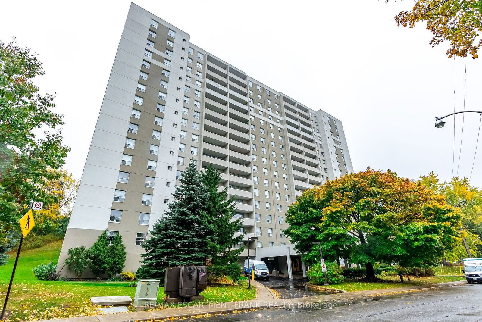 Grenadier Gardens, West End, Toronto