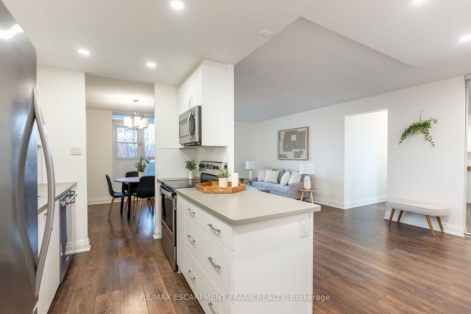 45 Southport St, unit 212 for sale